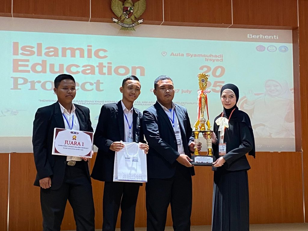 Debut Perdana, Santri PPAD Tumbangkan Lawan dan Raih Juara Debat se-Jawa Tengah!
